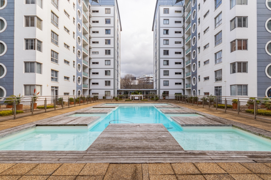 2 Bedroom Property for Sale in Claremont Upper Western Cape